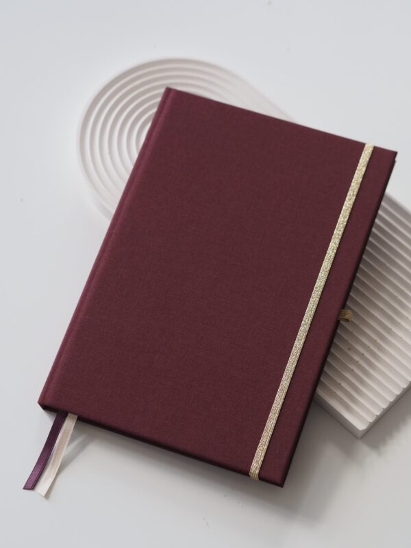 Burgundowy planner B5 Burgundy Charm – elegancki bullet journal