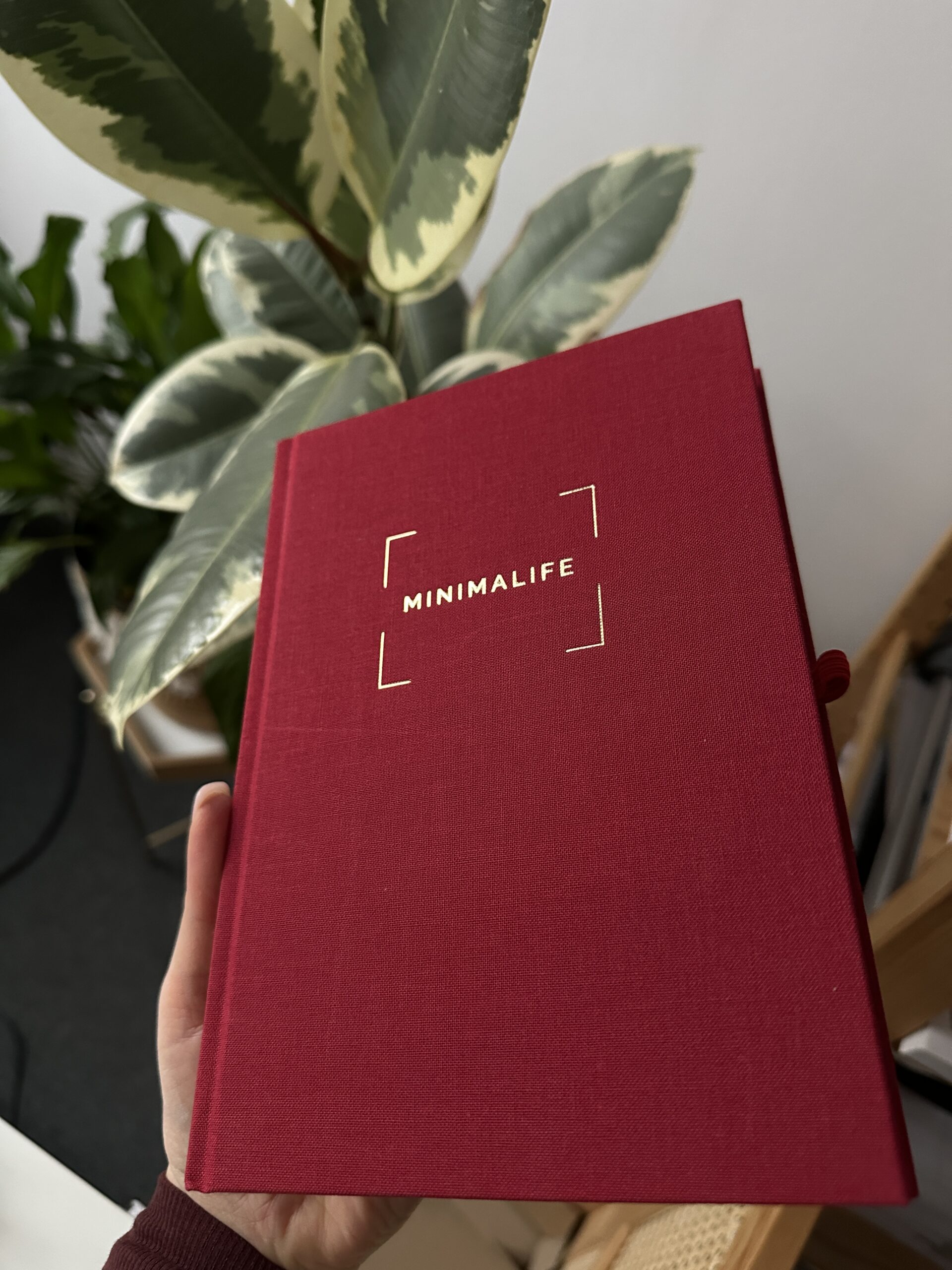 Planner dzienny MINIMALIFE 2026 - CHERRY OUTLET - obrazek 3